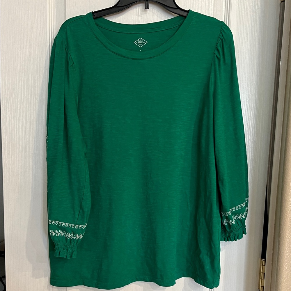 Cotton stretchy cute embroidered shirt